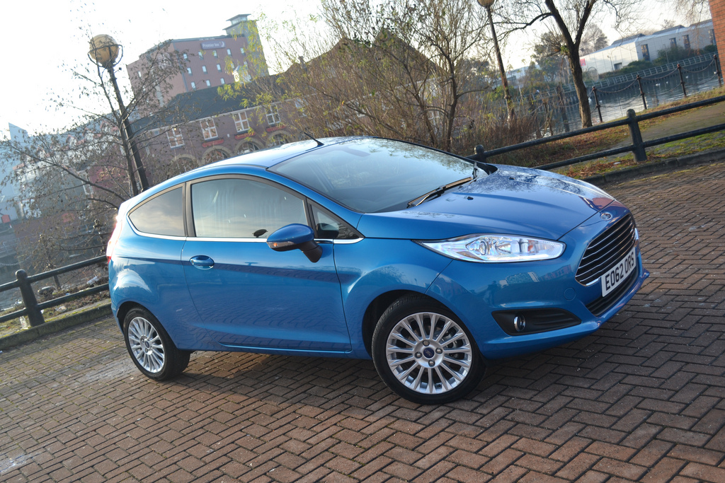 ford-fiesta-2017-1