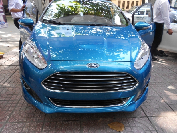 ford-fiesta-2017-hatchback_2